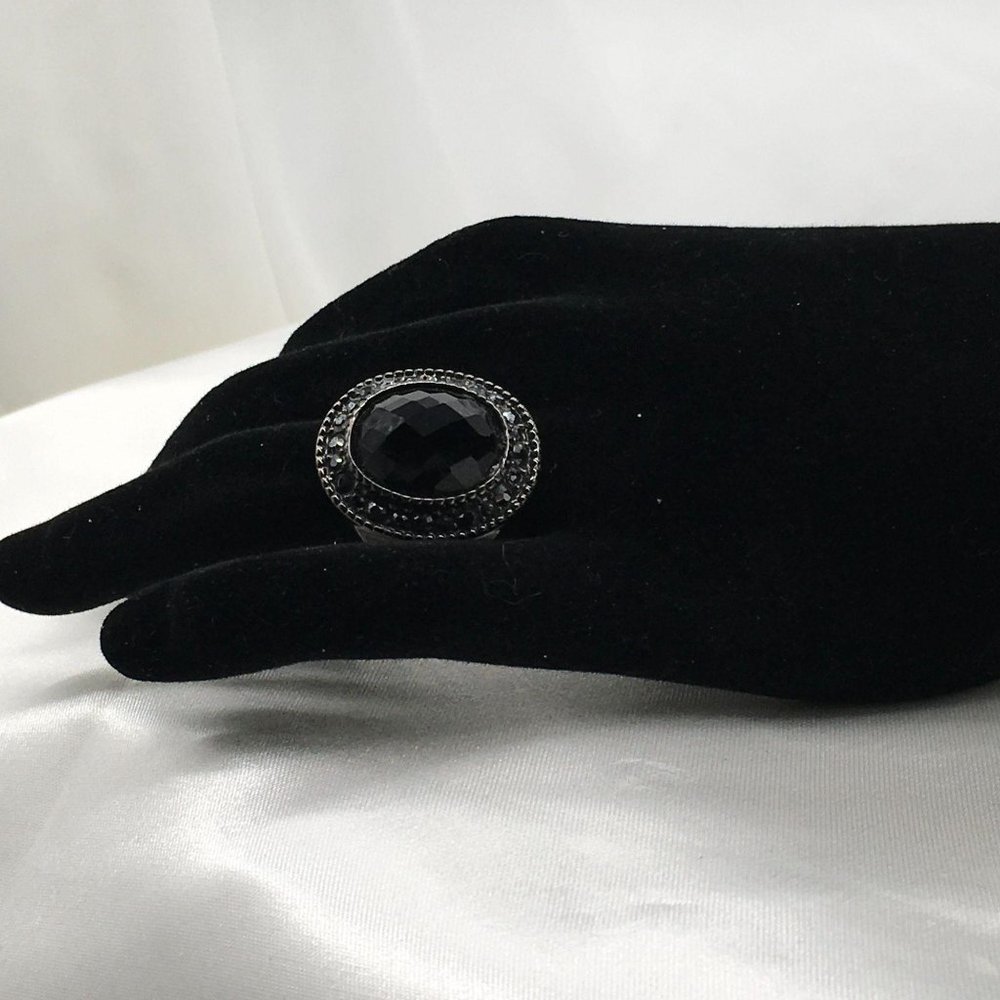 Premier Designs Signed Ring Black Glass Stone